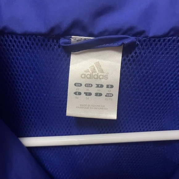 Adidas windbreaker jacket - Picture 2 of 3